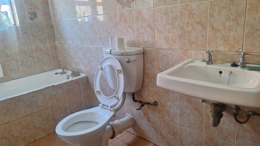 3 Bedroom Property for Sale in Mdantsane Nu 17 Eastern Cape